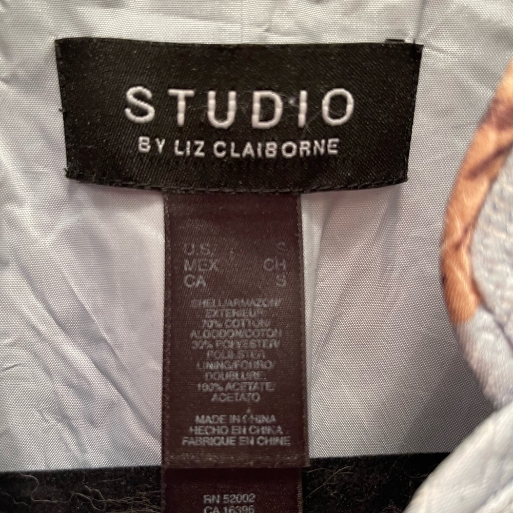 Liz Claiborne Studio | Floral Quilted Jacket - Picture 2 of 6